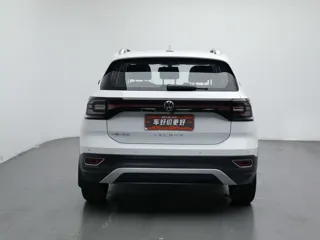 Volkswagen Tacqua 2022 купить из Китая, цена 1 345 000 ₽ — Suifenhe Auto