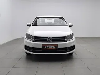 Volkswagen Santana 2020 купить из Китая, цена 1 211 000 ₽ — Suifenhe Auto