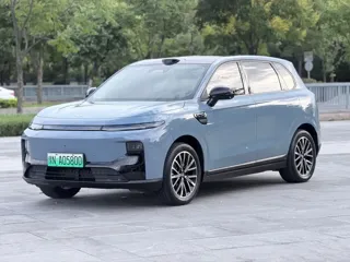 Leapmotor B01 2025 купить из Китая, цена 2 778 000 ₽ — Suifenhe Auto