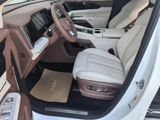 BYD Xia 2025 купить из Китая, цена 5 241 000 ₽ — Suifenhe Auto