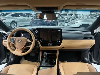 Lexus ES 2025 купить из Китая, цена 4 558 000 ₽ — Suifenhe Auto