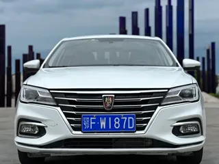 Roewe i5 2019 купить из Китая, цена 1 003 000 ₽ — Suifenhe Auto