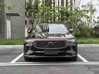 Volvo S90 2025 купить из Китая, цена 5 671 000 ₽ — Suifenhe Auto