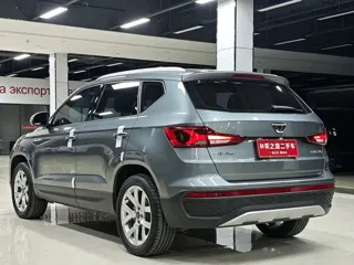 Jetta VS5 2023 купить из Китая, цена 2 053 000 ₽ — Suifenhe Auto