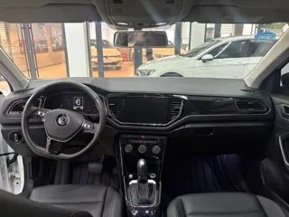 Volkswagen T-ROC 2019 купить из Китая, цена 1 482 000 ₽ — Suifenhe Auto