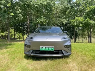 Deepal S05 2025 купить из Китая, цена 3 160 000 ₽ — Suifenhe Auto