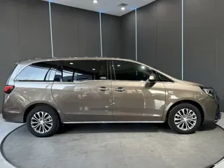 Buick GL8 2024 купить из Китая, цена 4 305 000 ₽ — Suifenhe Auto