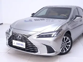 Lexus ES 2026 купить из Китая, цена 5 329 000 ₽ — Suifenhe Auto