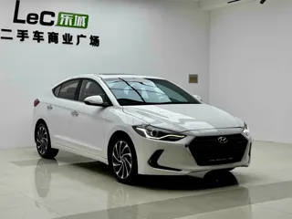 Hyundai Elantra 2019 купить из Китая, цена 1 171 000 ₽ — Suifenhe Auto