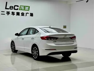 Hyundai Elantra 2019 купить из Китая, цена 1 171 000 ₽ — Suifenhe Auto