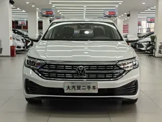 Volkswagen Sagitar 2022 купить из Китая, цена 1 556 000 ₽ — Suifenhe Auto