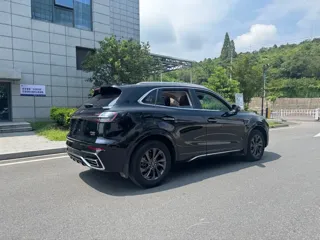 Hongqi HS5 2024 купить из Китая, цена 3 441 000 ₽ — Suifenhe Auto