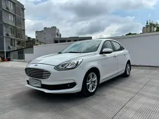 Ford Escort 2019 купить из Китая, цена 1 086 000 ₽ — Suifenhe Auto