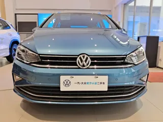 Volkswagen Golf Sportsvan 2020 купить из Китая, цена 1 663 000 ₽ — Suifenhe Auto