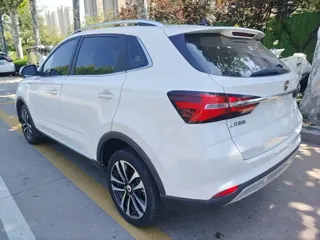 Roewe RX3 2018 купить из Китая, цена 1 128 000 ₽ — Suifenhe Auto