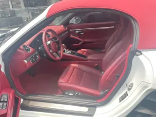Porsche 718 2024 купить из Китая, цена 10 546 000 ₽ — Suifenhe Auto