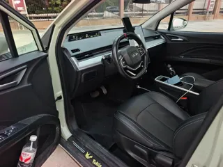 Neta V 2023 купить из Китая, цена 2 756 000 ₽ — Suifenhe Auto