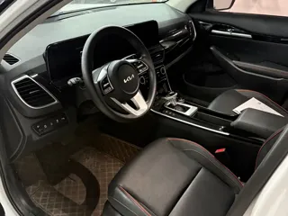Kia Seltos 2024 купить из Китая, цена 2 191 000 ₽ — Suifenhe Auto