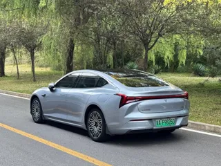Neta S 2023 купить из Китая, цена 3 700 000 ₽ — Suifenhe Auto