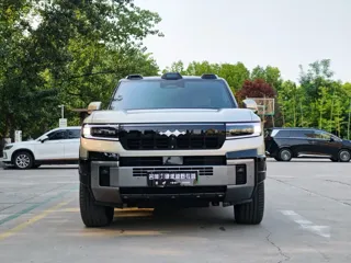 Fangchengbao Bao 8 2025 купить из Китая, цена 8 971 000 ₽ — Suifenhe Auto