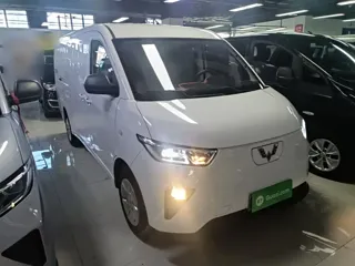 Wuling Yangguang 2025 купить из Китая, цена 1 467 000 ₽ — Suifenhe Auto