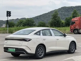 BYD Seal 2024 купить из Китая, цена 2 494 000 ₽ — Suifenhe Auto