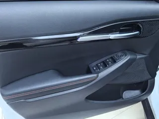 Kia Seltos 2024 купить из Китая, цена 2 440 000 ₽ — Suifenhe Auto