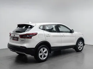 Nissan Qashqai 2021 купить из Китая, цена 1 957 000 ₽ — Suifenhe Auto