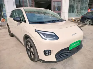 Aion UT 2026 купить из Китая, цена 1 790 000 ₽ — Suifenhe Auto