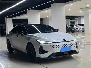 Changan UNI-V 2024 купить из Китая, цена 2 512 000 ₽ — Suifenhe Auto