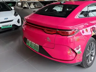 BYD Qin 2025 купить из Китая, цена 3 150 000 ₽ — Suifenhe Auto