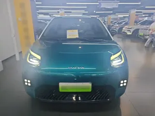 Aion UT 2025 купить из Китая, цена 1 779 000 ₽ — Suifenhe Auto