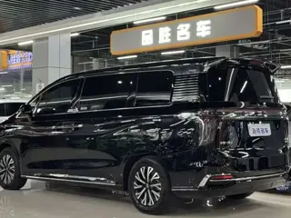 Hongqi HQ9 PHEV 2024 купить из Китая, цена 5 332 000 ₽ — Suifenhe Auto