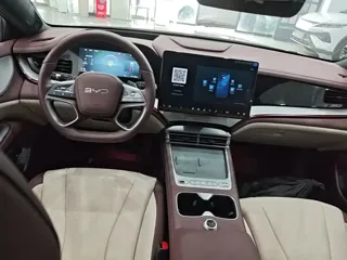 BYD 07 DM-i 2025 купить из Китая, цена 4 161 000 ₽ — Suifenhe Auto