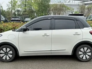 Wuling Bingo 2023 купить из Китая, цена 1 221 000 ₽ — Suifenhe Auto