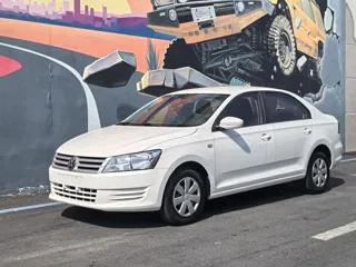 Volkswagen Santana 2020 купить из Китая, цена 1 151 000 ₽ — Suifenhe Auto