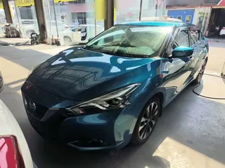 Nissan Lannia 2019 купить из Китая, цена 1 344 000 ₽ — Suifenhe Auto
