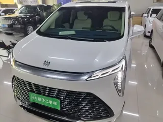 Buick Century 2025 купить из Китая, цена 9 520 000 ₽ — Suifenhe Auto