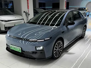 Leapmotor B01 2025 купить из Китая, цена 2 760 000 ₽ — Suifenhe Auto