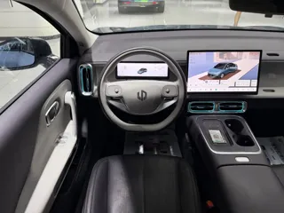 Leapmotor B01 2025 купить из Китая, цена 2 760 000 ₽ — Suifenhe Auto