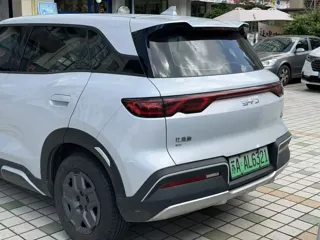 BYD Yuan UP 2024 купить из Китая, цена 1 623 000 ₽ — Suifenhe Auto