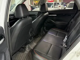 Kia Seltos 2023 купить из Китая, цена 2 359 000 ₽ — Suifenhe Auto