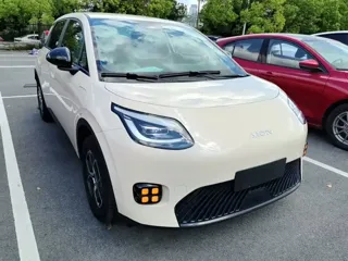 Aion UT 2026 купить из Китая, цена 1 648 000 ₽ — Suifenhe Auto