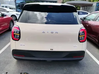 Aion UT 2026 купить из Китая, цена 1 648 000 ₽ — Suifenhe Auto