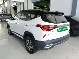 Kia KX3 2021 купить из Китая, цена 1 478 000 ₽ — Suifenhe Auto