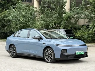 Leapmotor B01 2025 купить из Китая, цена 2 987 000 ₽ — Suifenhe Auto