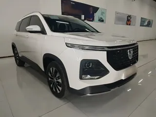 Baojun 530 2021 купить из Китая, цена 1 299 000 ₽ — Suifenhe Auto
