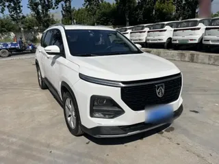 Baojun 530 2020 купить из Китая, цена 1 177 000 ₽ — Suifenhe Auto