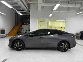 Deepal L07 2025 купить из Китая, цена 3 114 000 ₽ — Suifenhe Auto