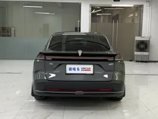 Deepal L07 2025 купить из Китая, цена 3 114 000 ₽ — Suifenhe Auto